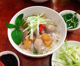 Phở bò viên gân