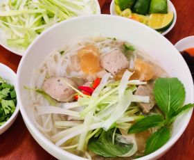Phở bò viên